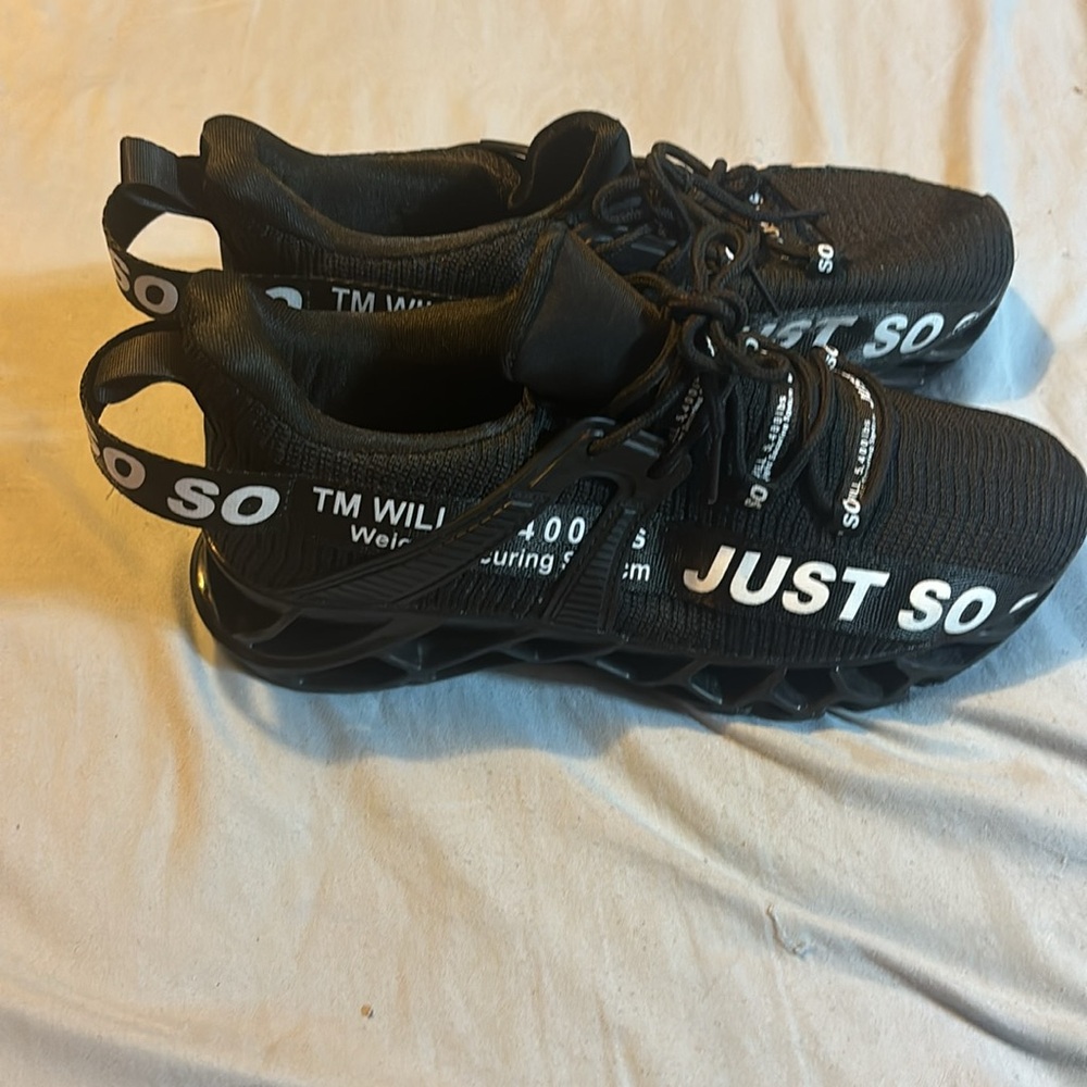Shoe - Picture 3 of 3